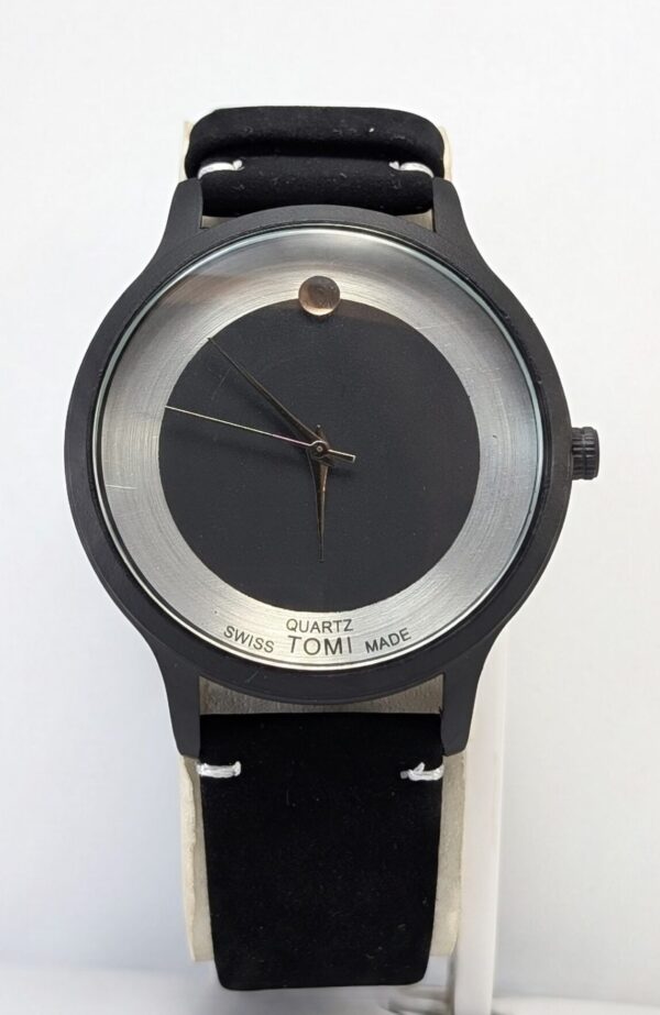 PXL_20260827_185710133.PORTRAIT.ORIGINAL~2 TOMI Aurora Quartz Watch